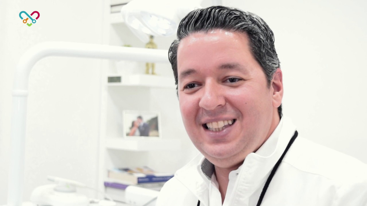 Conoce al Dr. Manuel Sanabia, odontólogo estético certificado en República Dominicana