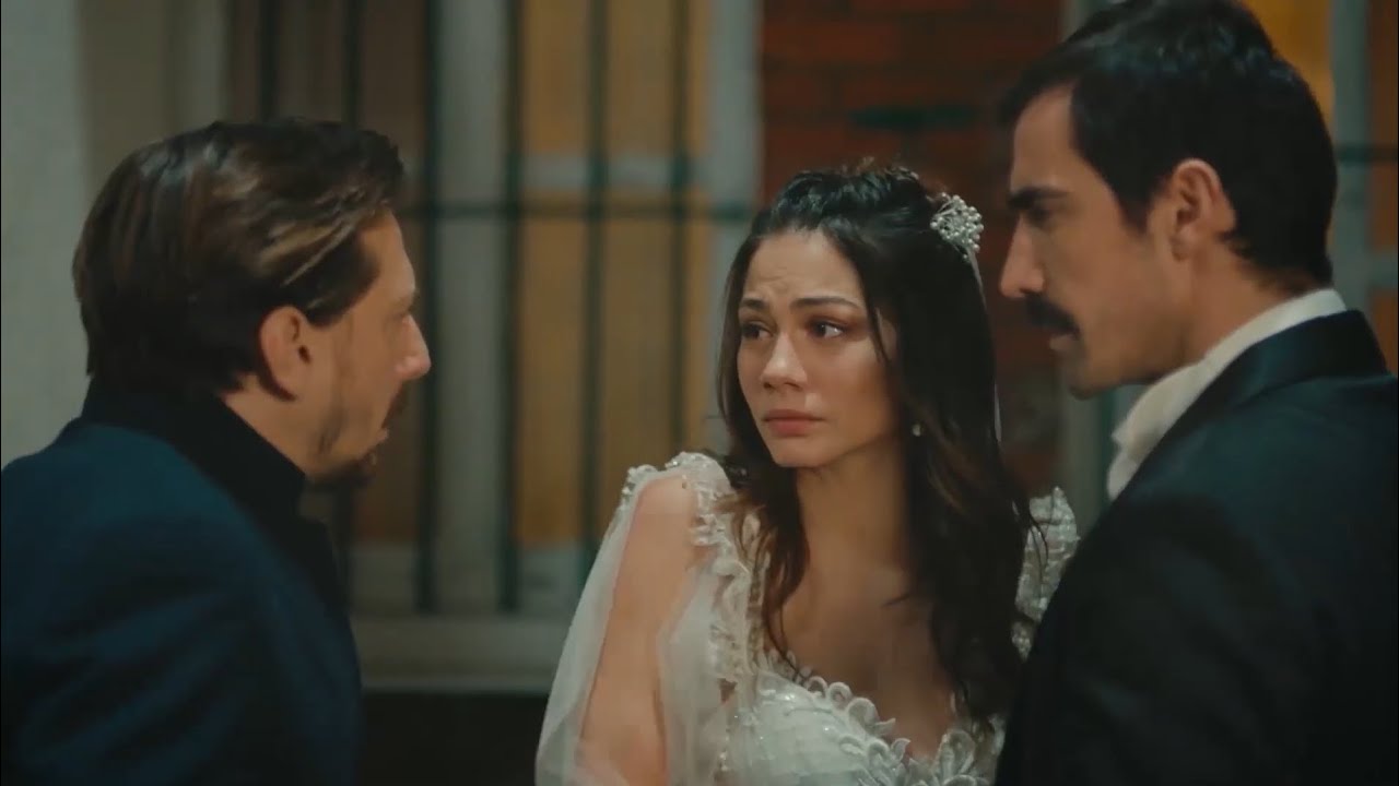بتتفق مع جارها تتجوزه عشان ترضي امها لكنها بتتفاجئ يوم الفرح انه شخص همجي وبيشك فيها