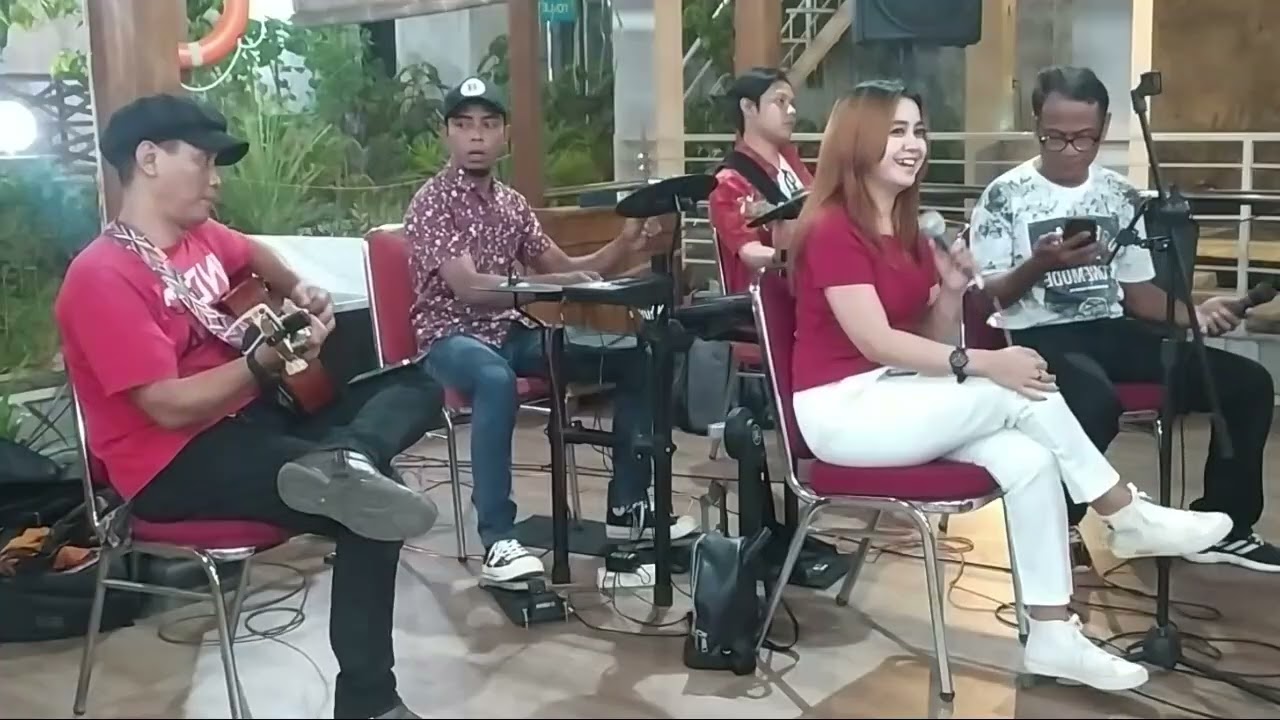 Terminal Madiun Ngawi | LIVE GIRLY CORNER SOLO