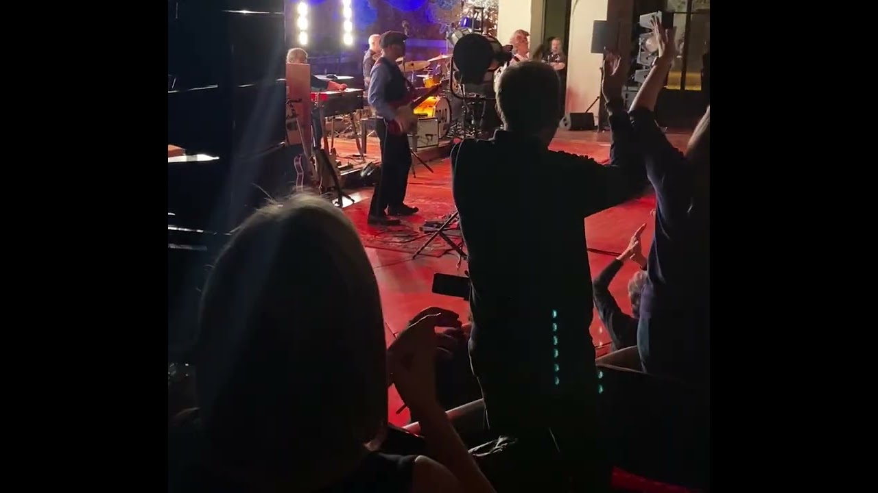 Mikel Erentxun, Duncan Dhu 40 aniversario. Cien Gaviotas. Palau de la Música. 15 de enero de 2026. ￼