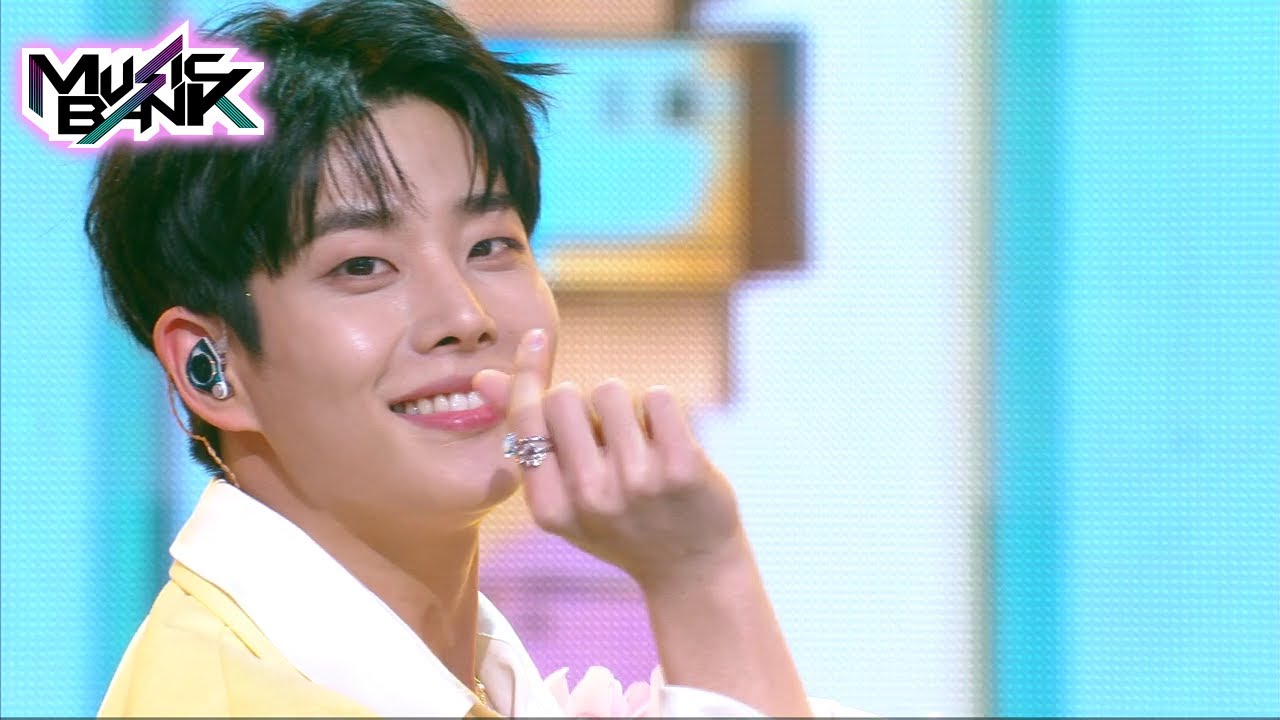 MJ(ASTRO) - Get Set Yo(계세요) (Feat.Kim Tae-Yeon(김태연)) (Music Bank) | KBS WORLD TV 211112