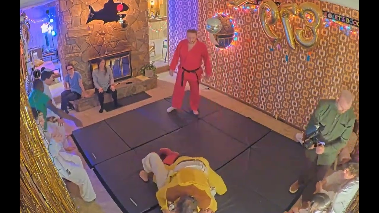 Shinji VS Judge Jebediah Goldstriker