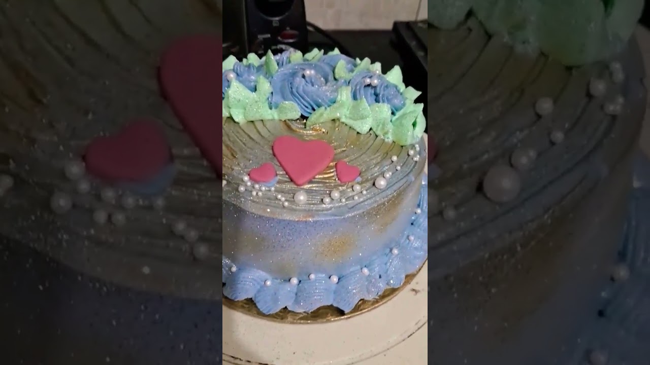 #blackcurrantcake#glazingcake. #shinningcake#viralsong#viralvideo