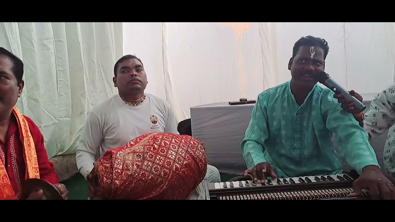 mahamntra by rohit kumar||sweet voice ||#kirtan #iskon