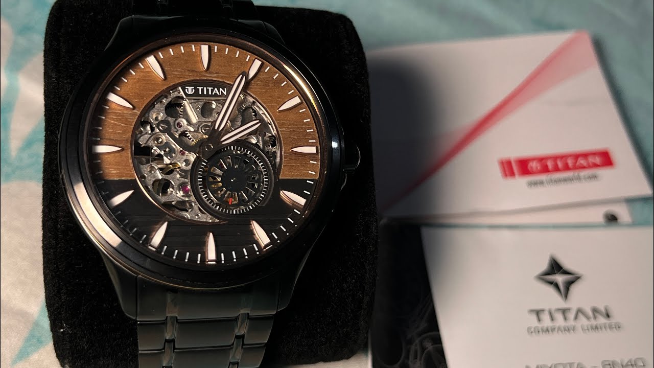 Titan NQ1793KM04 Maritime II Analog Watch For Men