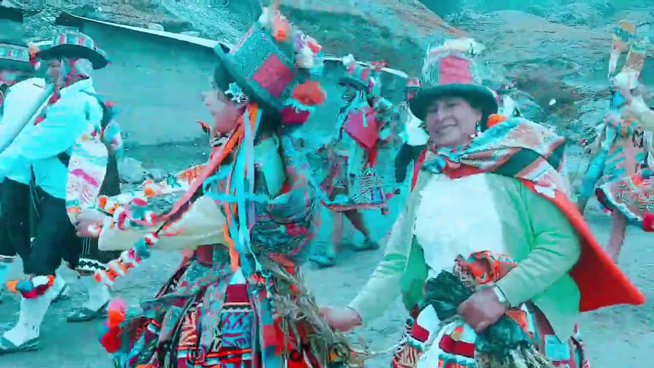 Carnaval Uchuraccay pasacalle tradicional 2024