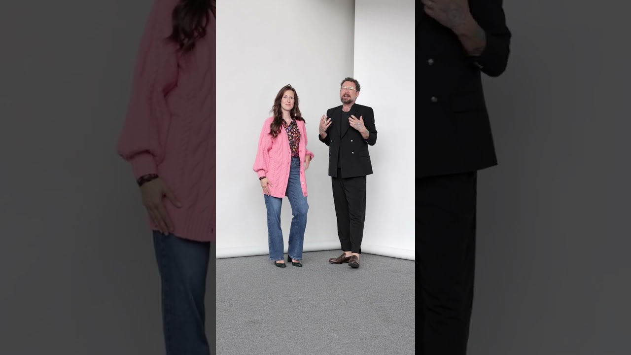 Marcel Ostertag meets PETER HAHN: So stylt ihr die Strickjacken des Designers