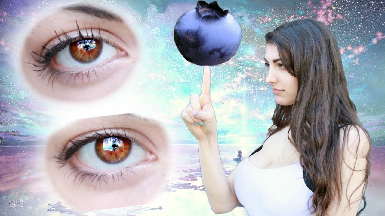 DIY- Make mascara with a BLUEBERRY!