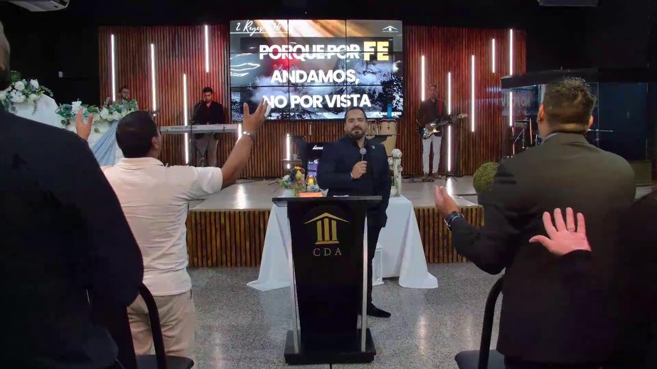 Conectados juntos a los pies de Jesús