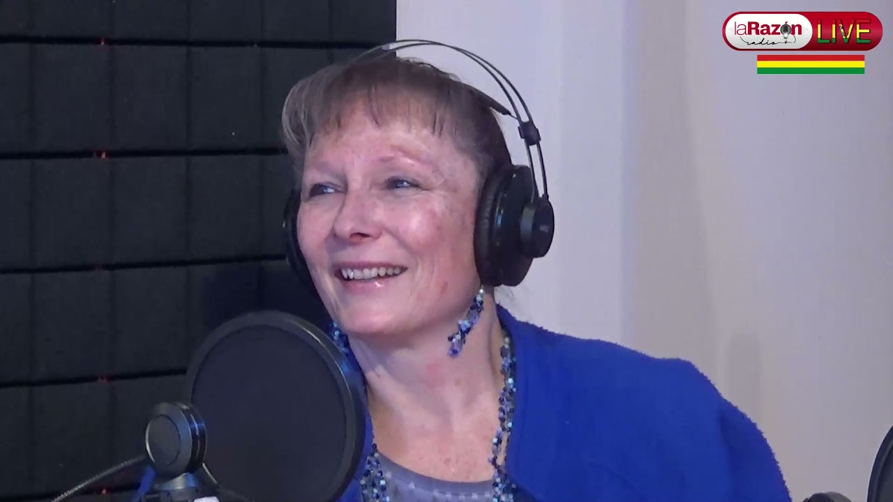 Eduardo Yañez y Dagmar Dümchen le cantan a Bolivia.