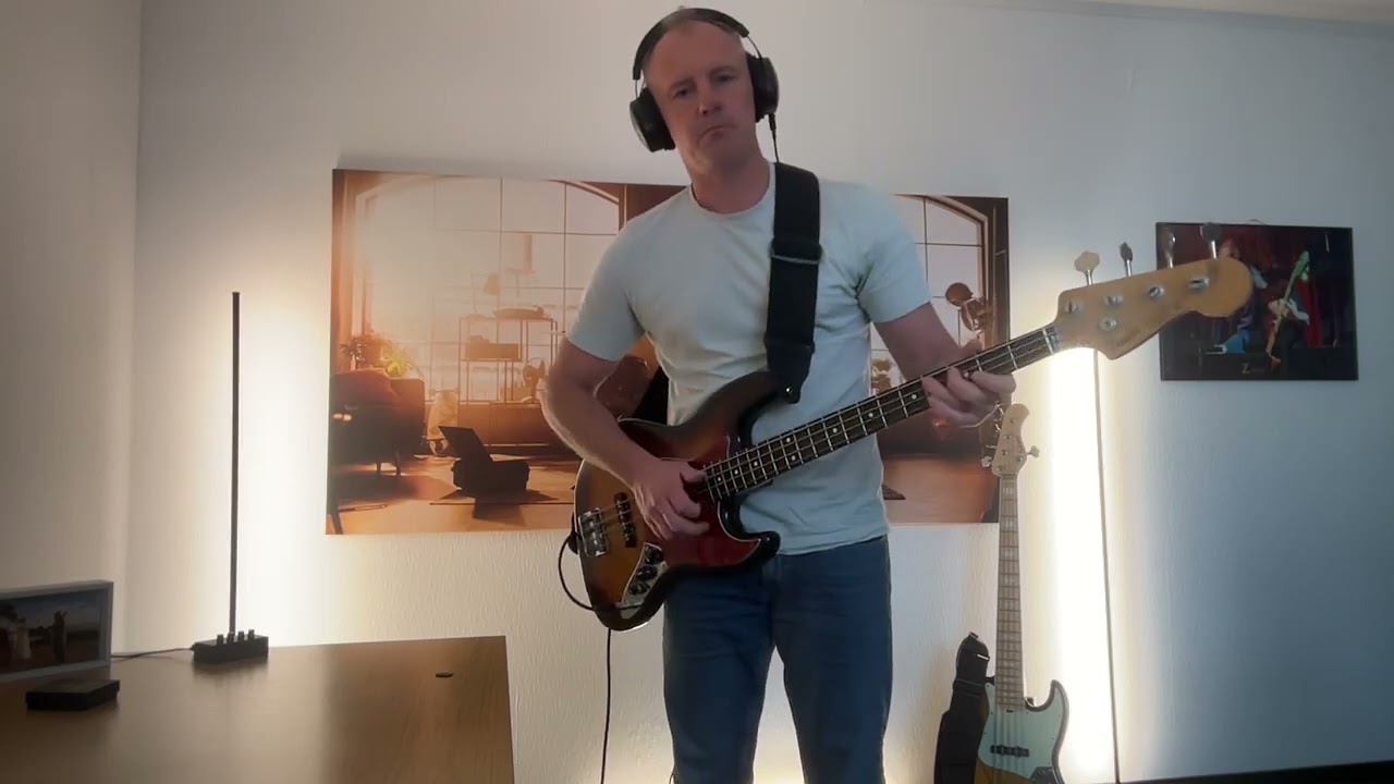 Joss Stone - For God's Sake (Give More Power To The People) - Bass Cover