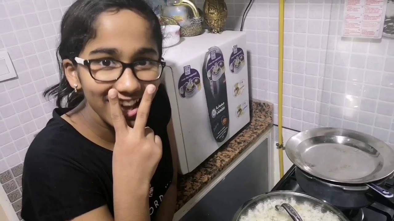 Popcorn made on stove top | Popcorn Recipe | CookeryShow.com