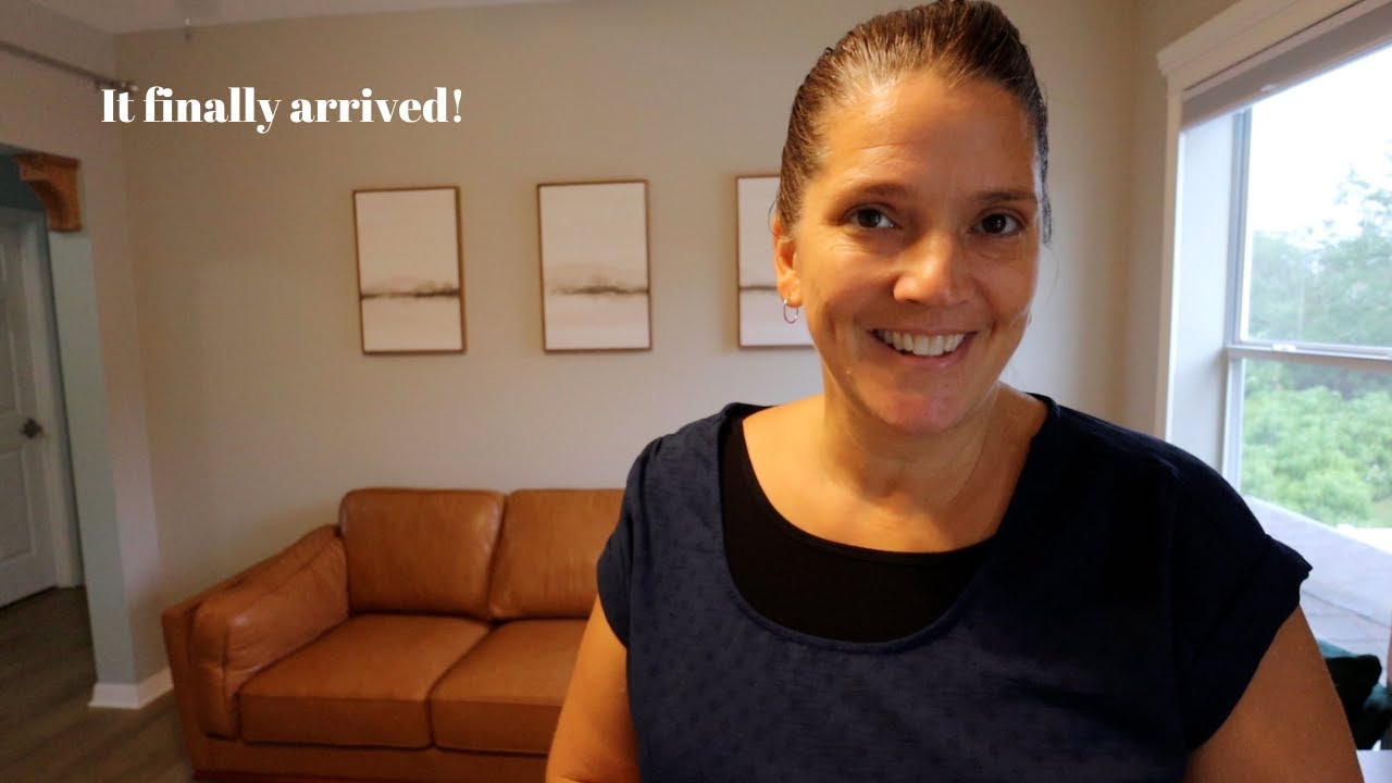 Adding more Seating |Hanging Stuff | Organize and Deep Clean