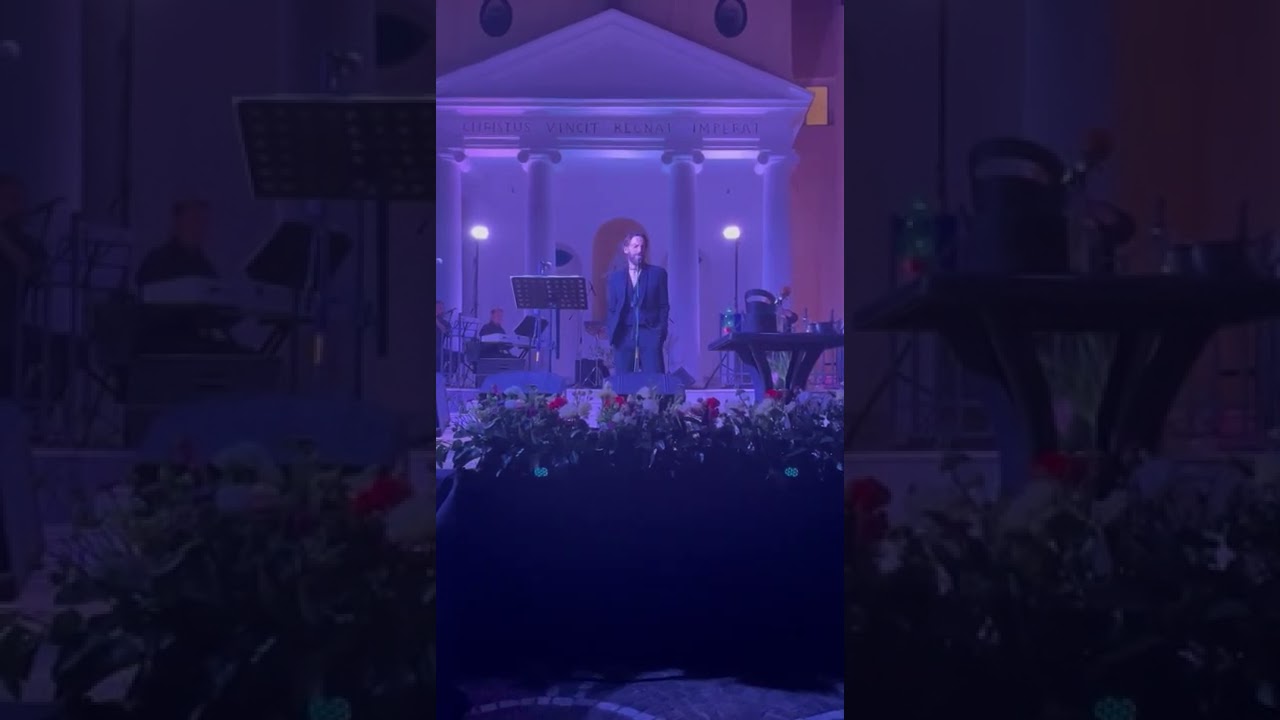 “Nu’ Penziero “ live Massimo Masiello omaggia Antonio Sorrentino.
