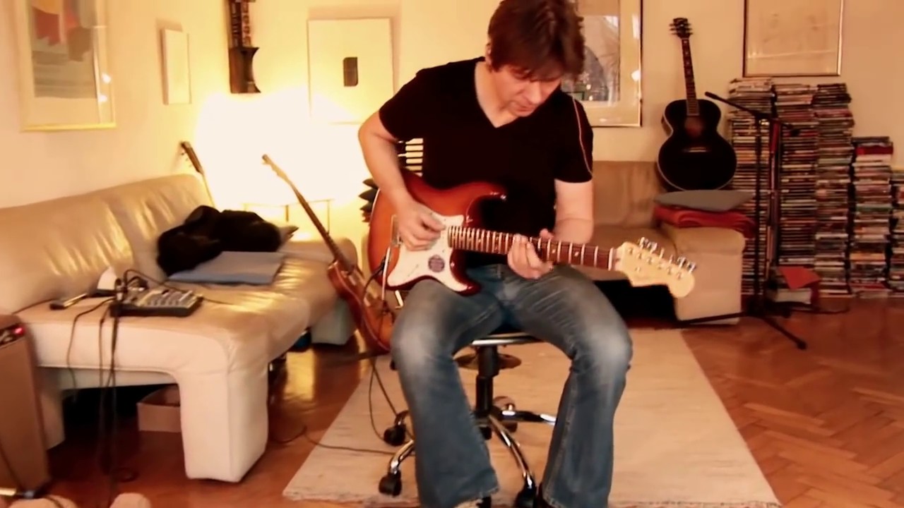 2011 Fender Stratocaster 