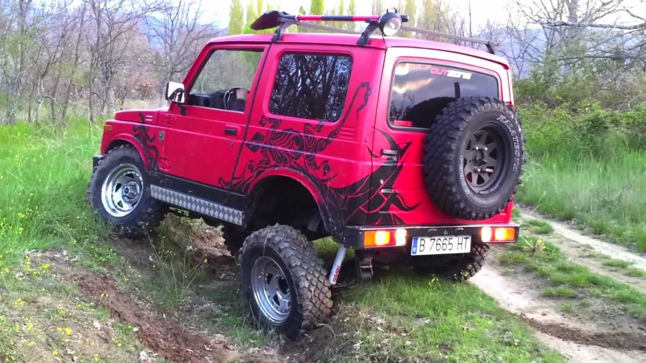 Suzuki Samurai 4x4 Flexing