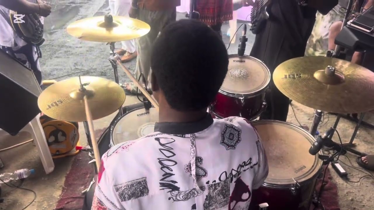 😱 🔥 Highlife Groove to the fullest. This is Topnotch 🔥 🔥 #music #drummer #viralvideo 