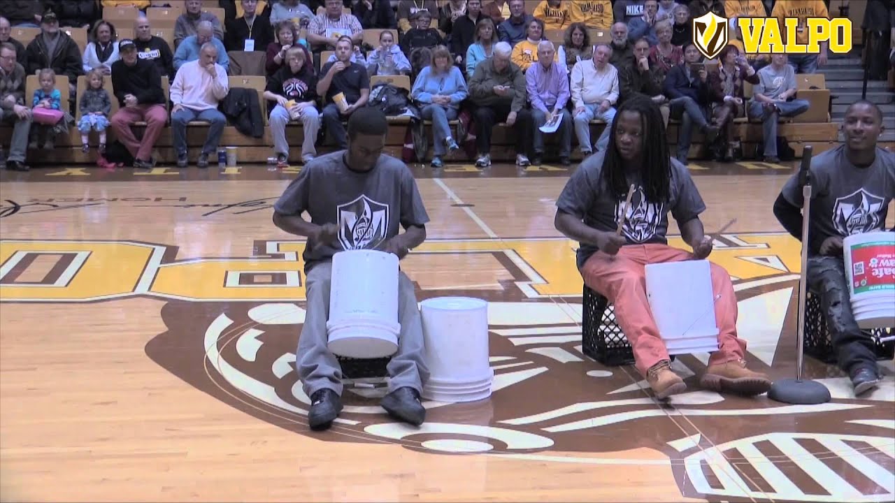 Chicago Bucket Boys Halftime Valparaiso University