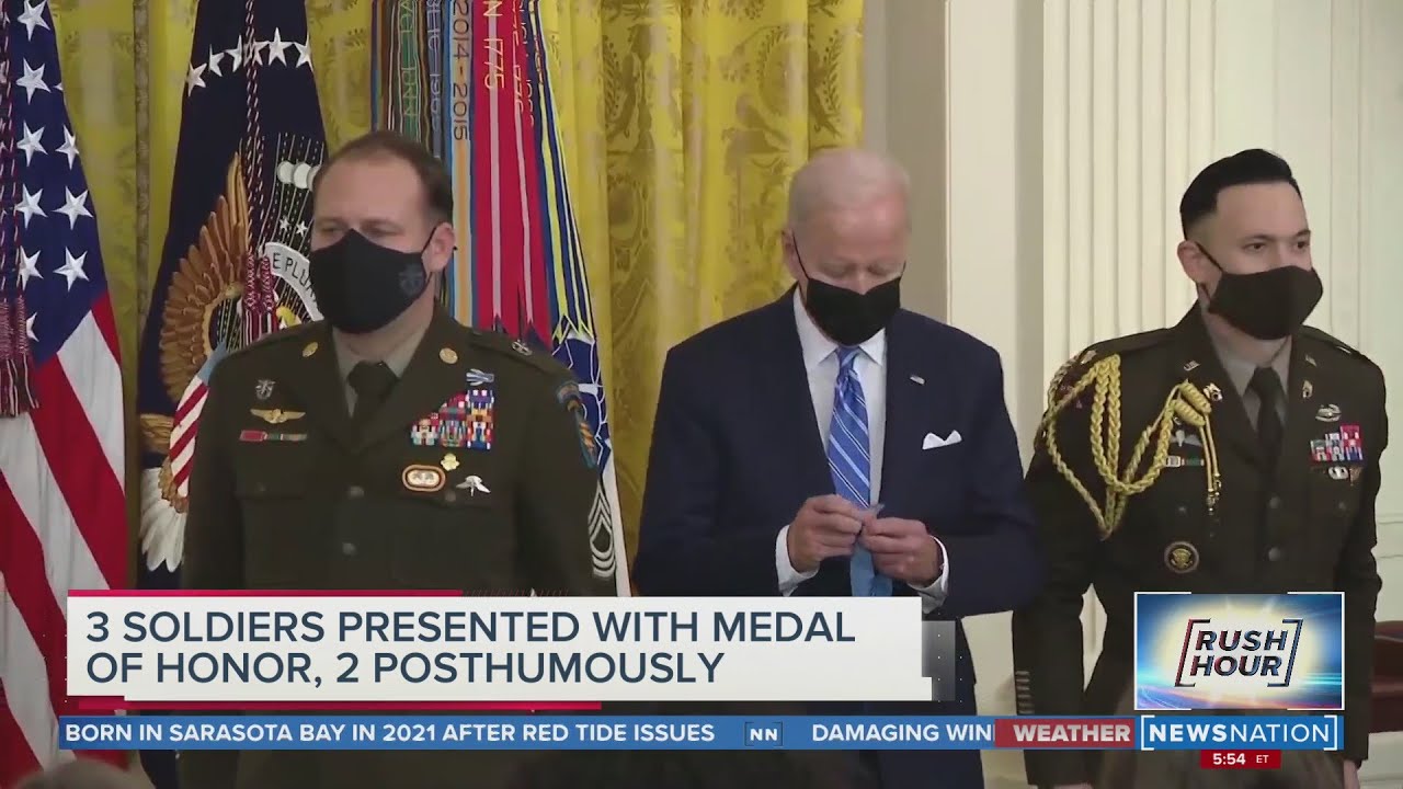 Biden presents 3 soldiers with top military award for valor | Rush Hour