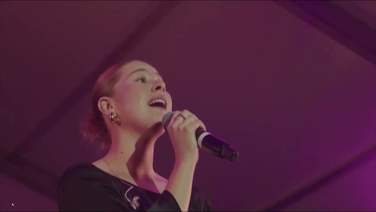 Mirror performed by Jaedyn Randell