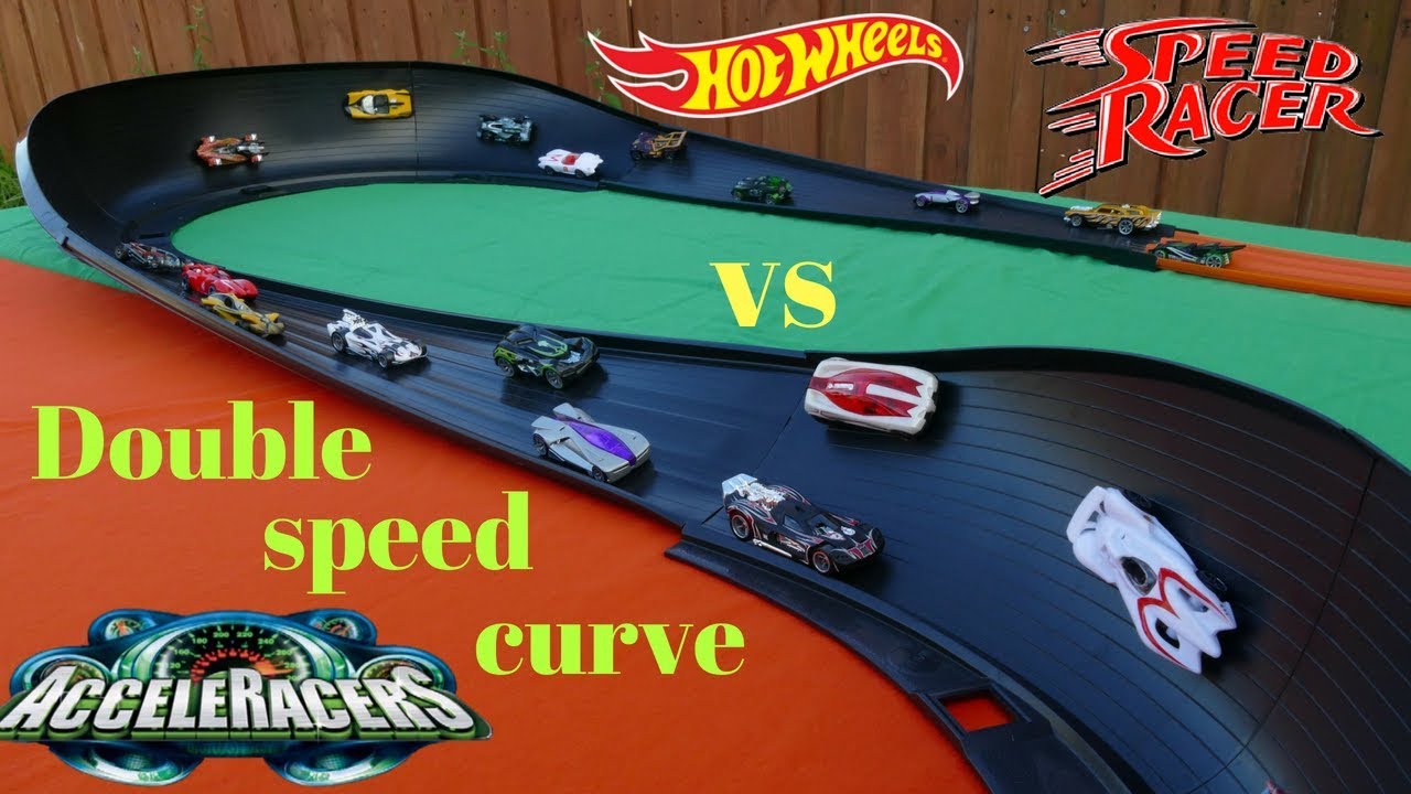 Hot Wheels Fat Track Speed Racers vs Acceleracers Tournament race