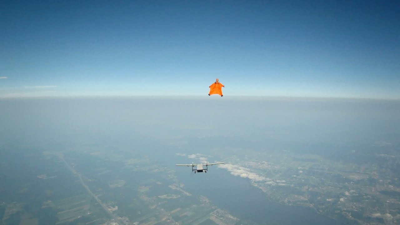 2014 - 07 - High Speed Wingsuit Exit