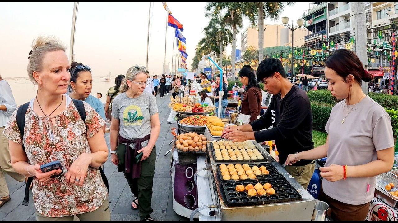 Khmer Street Food! BEST Food Tour at Chaktomuk Walk Street, Viral Market Scene, Phnom Penh, Cambodia
