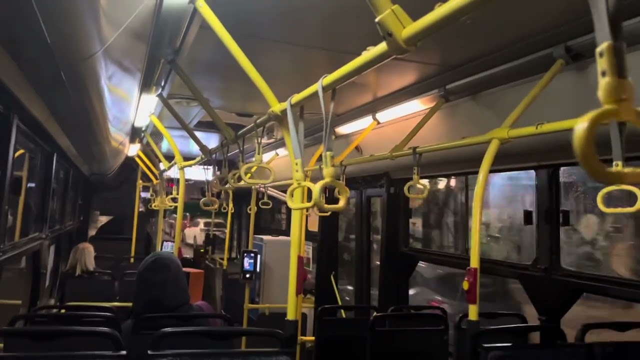 ΕΛΒΟ Volvo B9L    Γραμμή 5