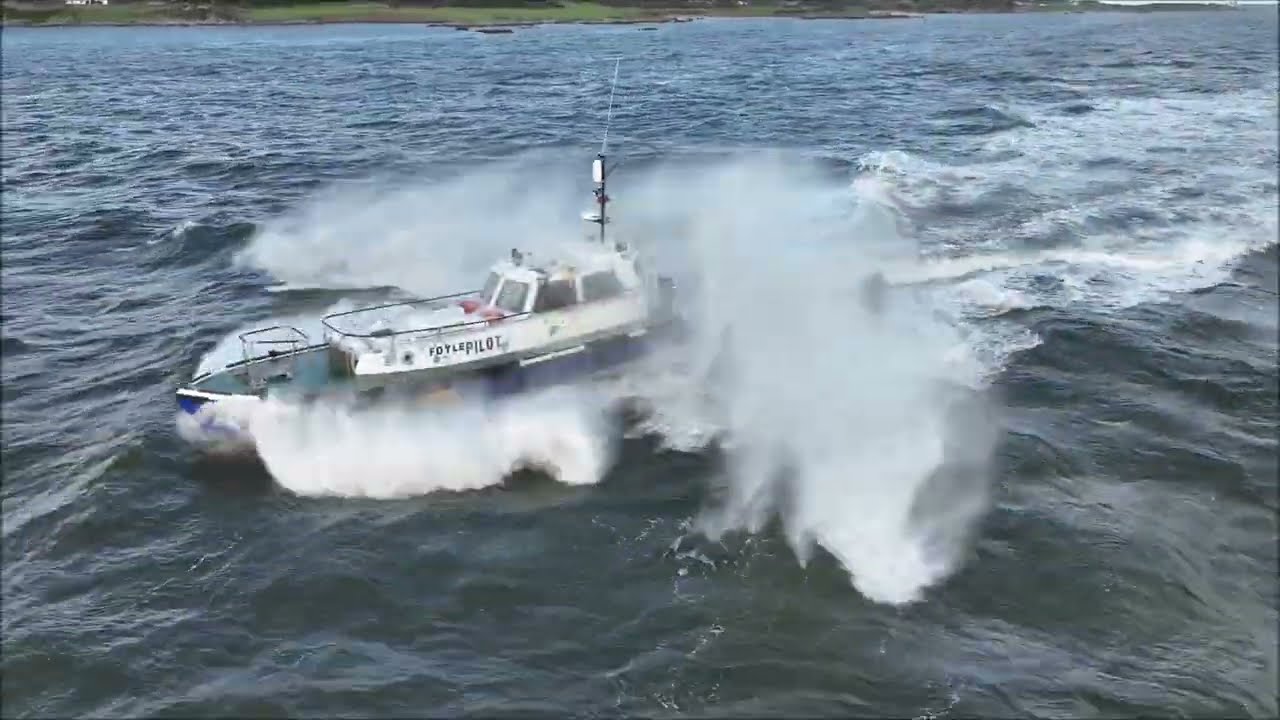 Foyle Pilots, Choppy Lough & Spray - Foyle Leader On Lough Foyle