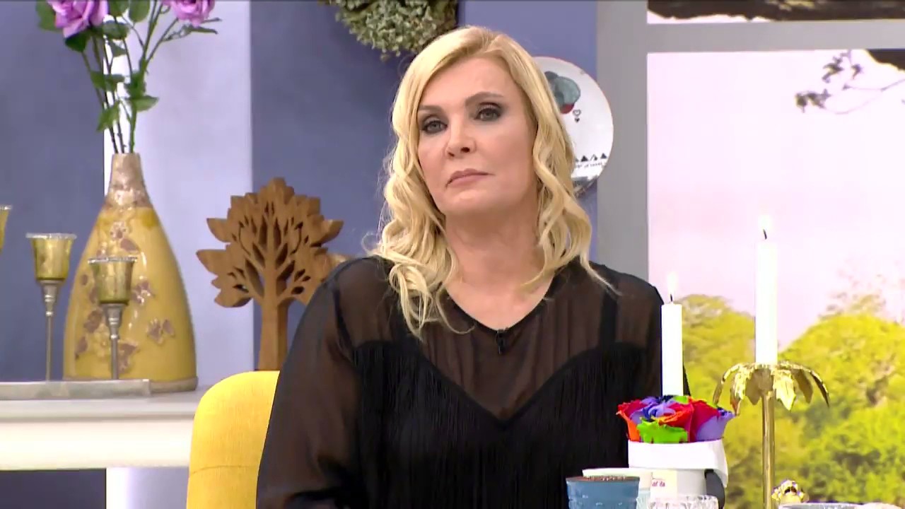 Derya Baykal’la Gülümse: Suzan Kardeş: 