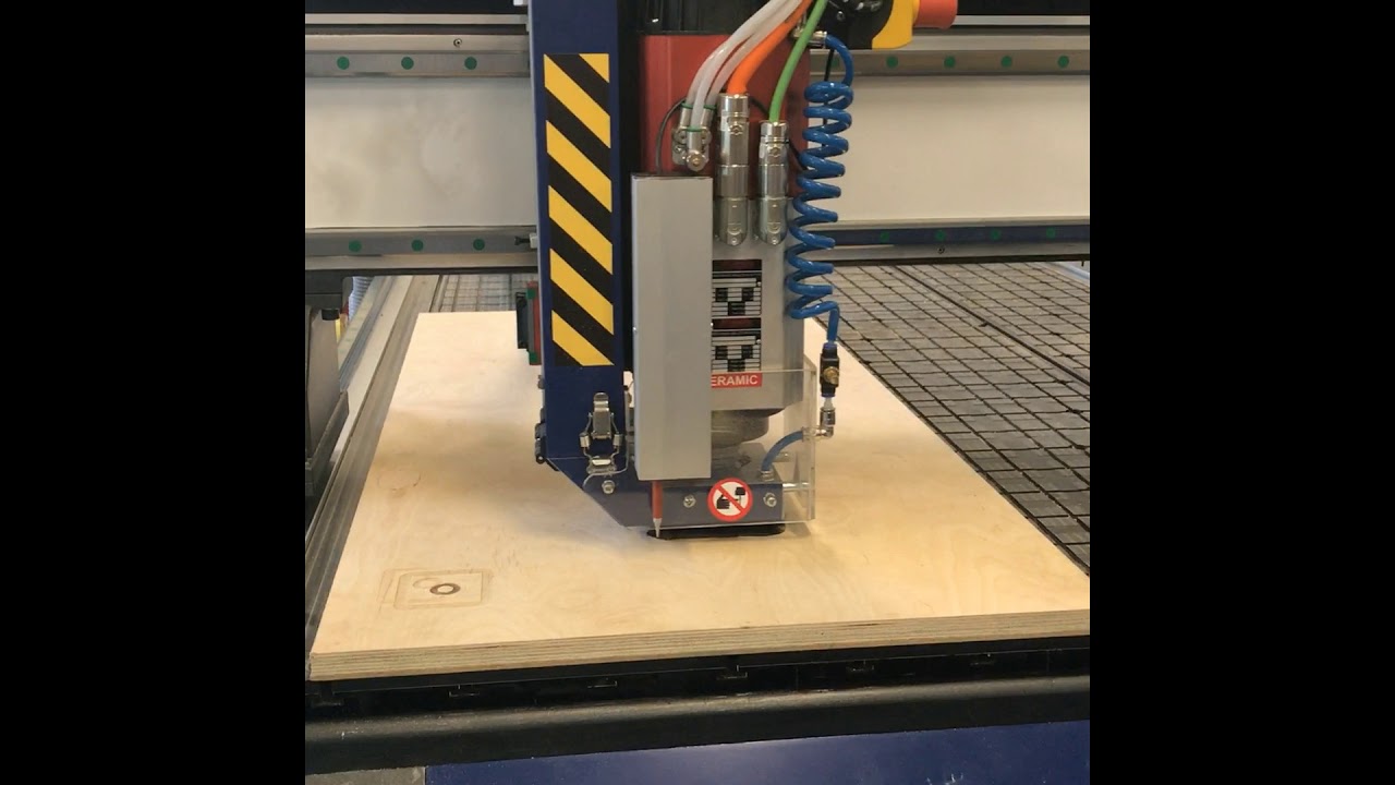 JKR 1513 8x4 CNC router ballscrew driven machining door panel 2500mm x 1300mm XY travel