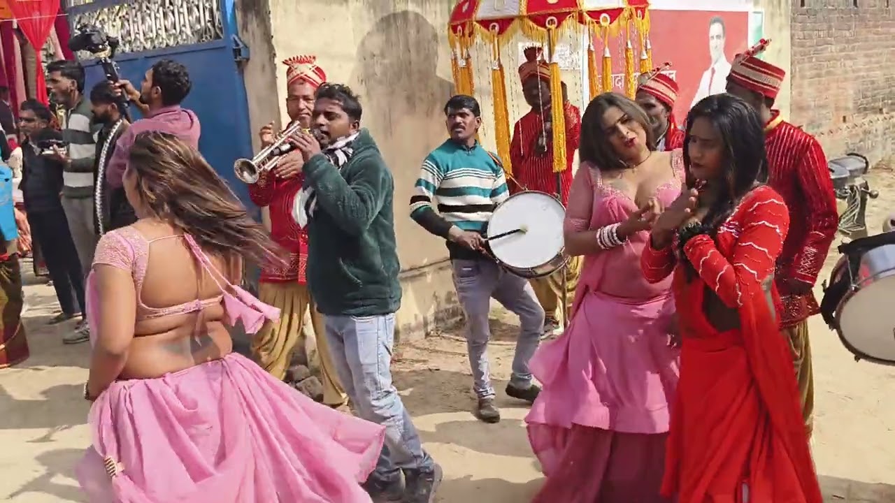 मंजीत बैंड डांडी चट्टी कोपागंज मऊ मोबाइल 9616515314