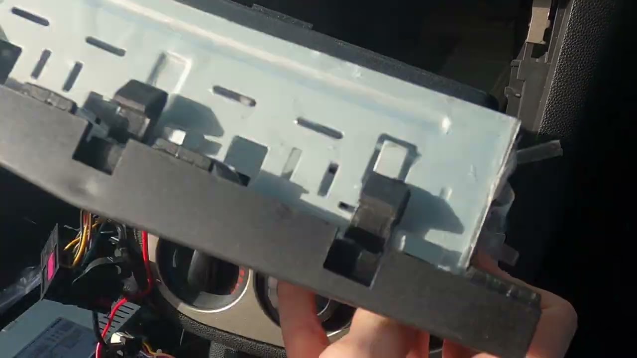 Putting in an aftermarket head unit into a Vauxhall Corsa D edition (2008-2015)