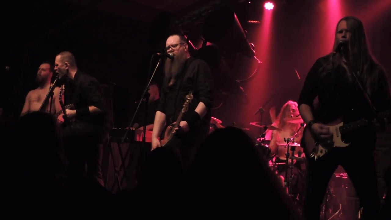 Skálmöld - Miðgarðsormur (live Roma 2022)