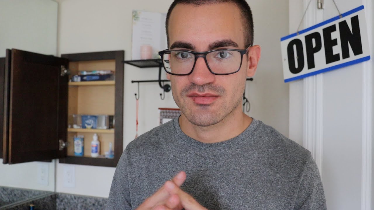 Grocery Store Cashier Checks Out Your Items (ASMR RolePlay)