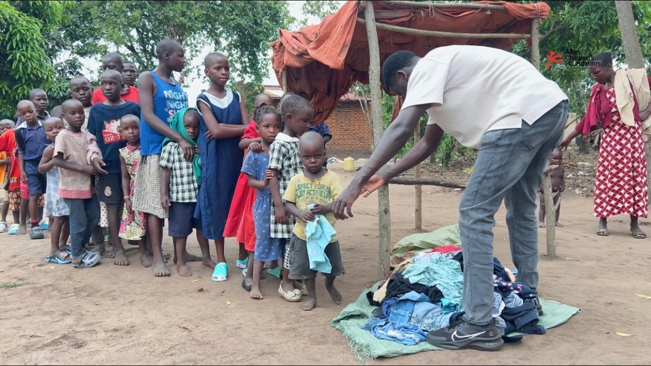 Ramadan Charity in a Remote Village - Shoes for Children, Cash for Mothers & Eldery