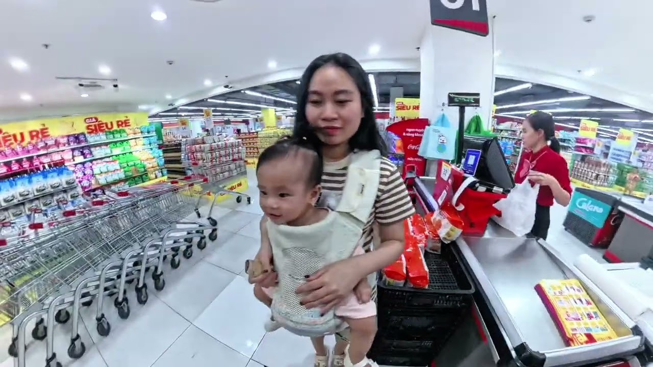 Vlog 8: Dắt bé Táo đi vincom 26/2/2026