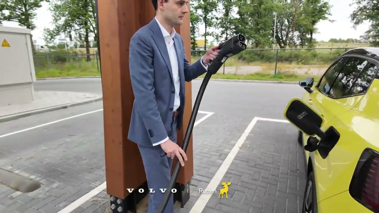 Uitleg over elektrisch laden van een Volvo | Volvo Rutten