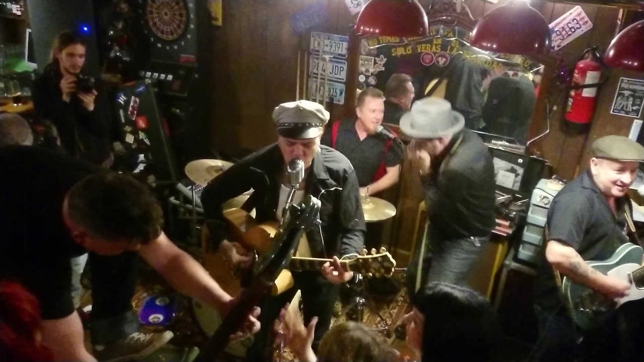 Howlin' Ramblers: Hard Rock Cafe  Delicaded to Mr Rockabilly Cavan Grogan 15.02.2020 R.I.P.