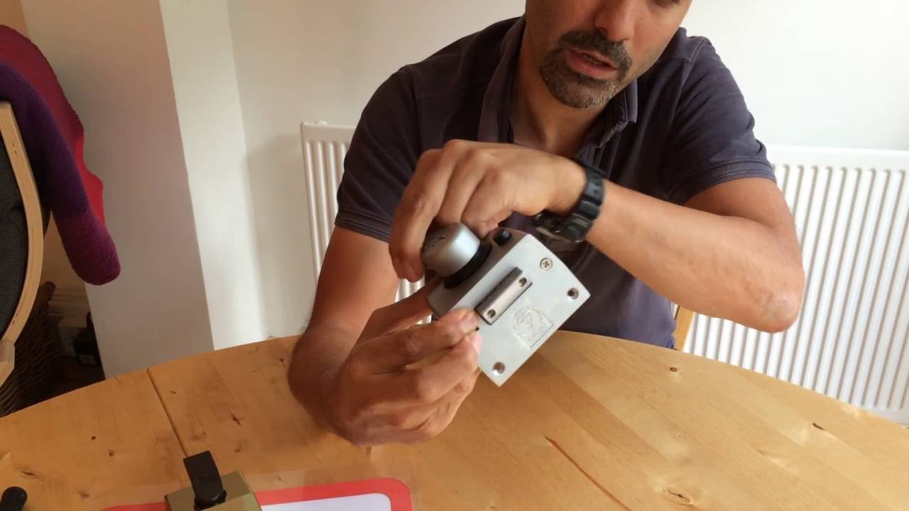 Latch Lock Slip Card Door Entry - How it Works & How to Prevent