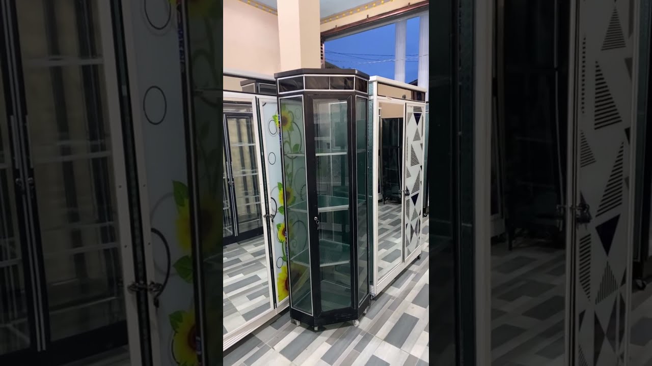 YNM FURNITUR sedang live sekarang!