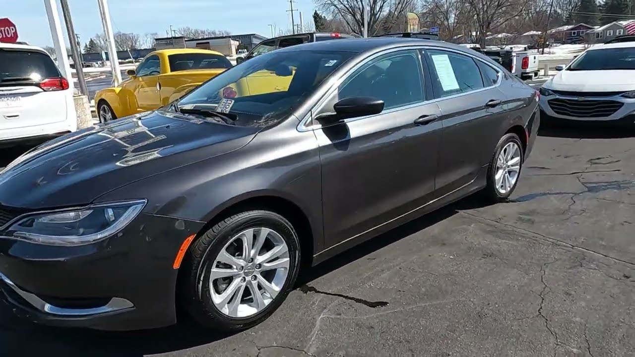 Used 2015 Chrysler 200 4dr Sdn Limited FWD Car For Sale In St. Paul, MN