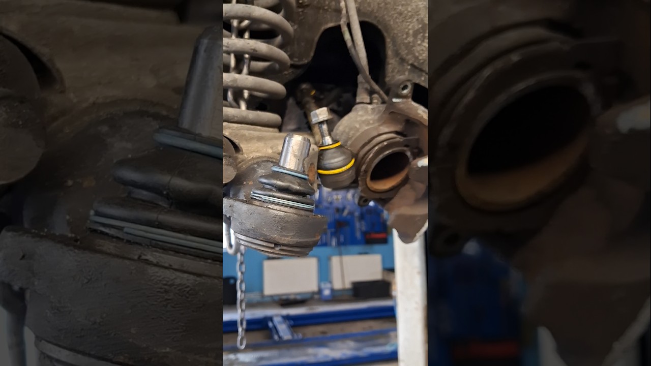 Szok! Samoch&oacute;d 38 Lat a Śruby Jak Nowe Naprawiać To Sama Przyjemność #warsztat #mechanik