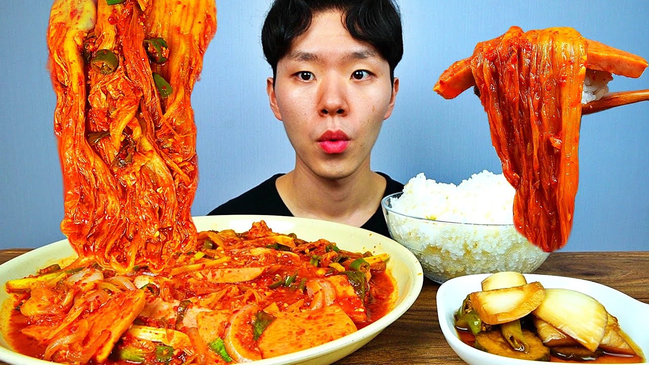 스팸김치찜! 밥이 무한정 들어 갑니다~!! SPAM BRAISED KIMCHI KOREAN FOOD ASMR MUKBANG