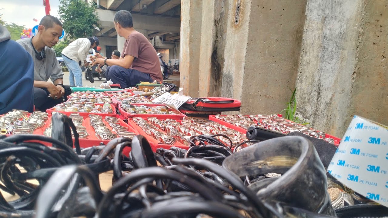 LAPAK BATU AKIK DAN GELANG BAHAR BERKUALITAS 