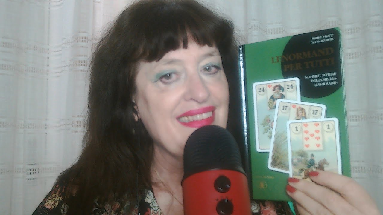 SIBILLE LENORMAND IN ASMR E UN BEL LIBRO-ITA ASMR
