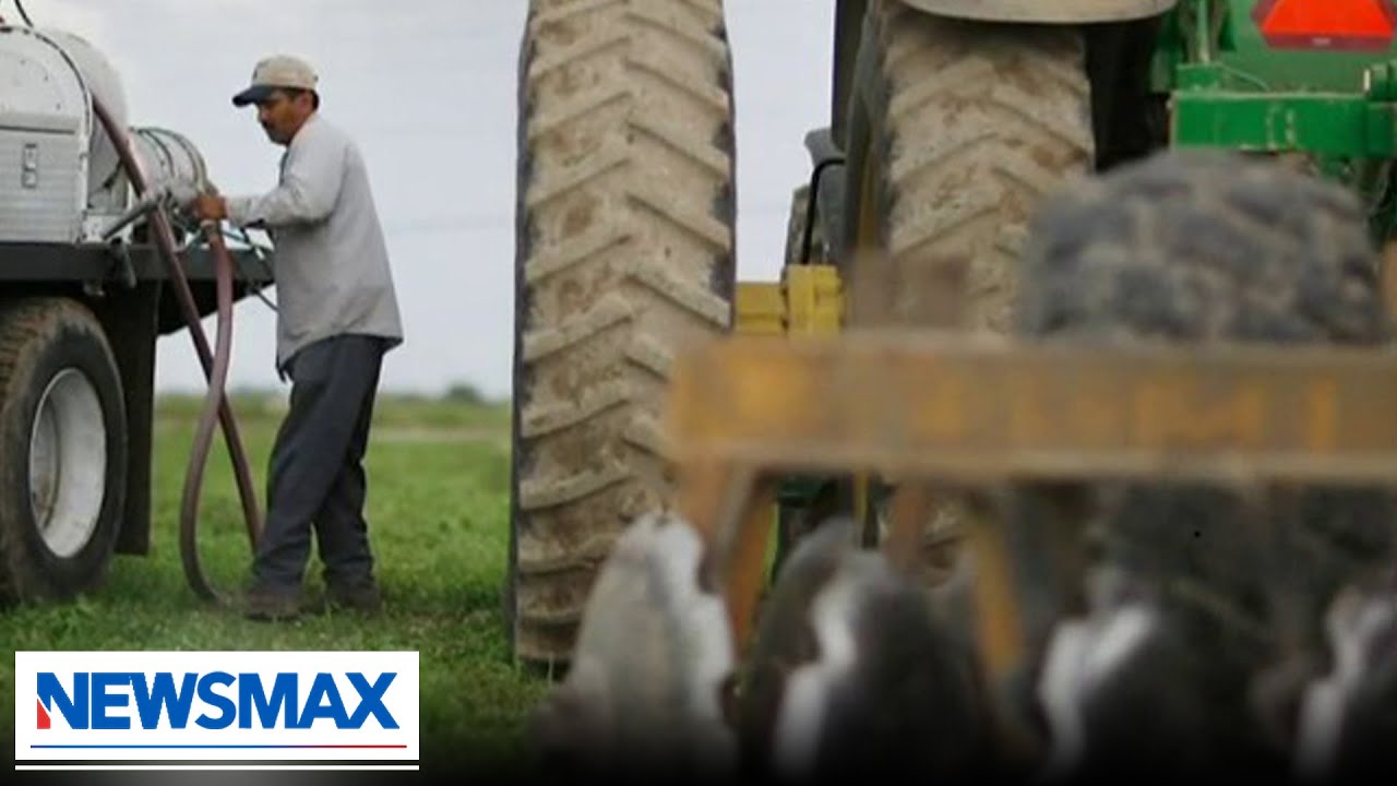 Can we expect food shortages in 2023? | Wake Up America