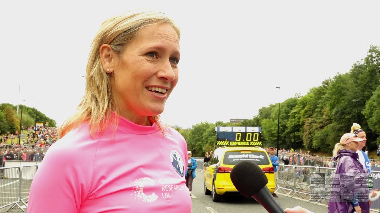 Sophie Raworth comes out from behind the news desk | Great North Run 2017