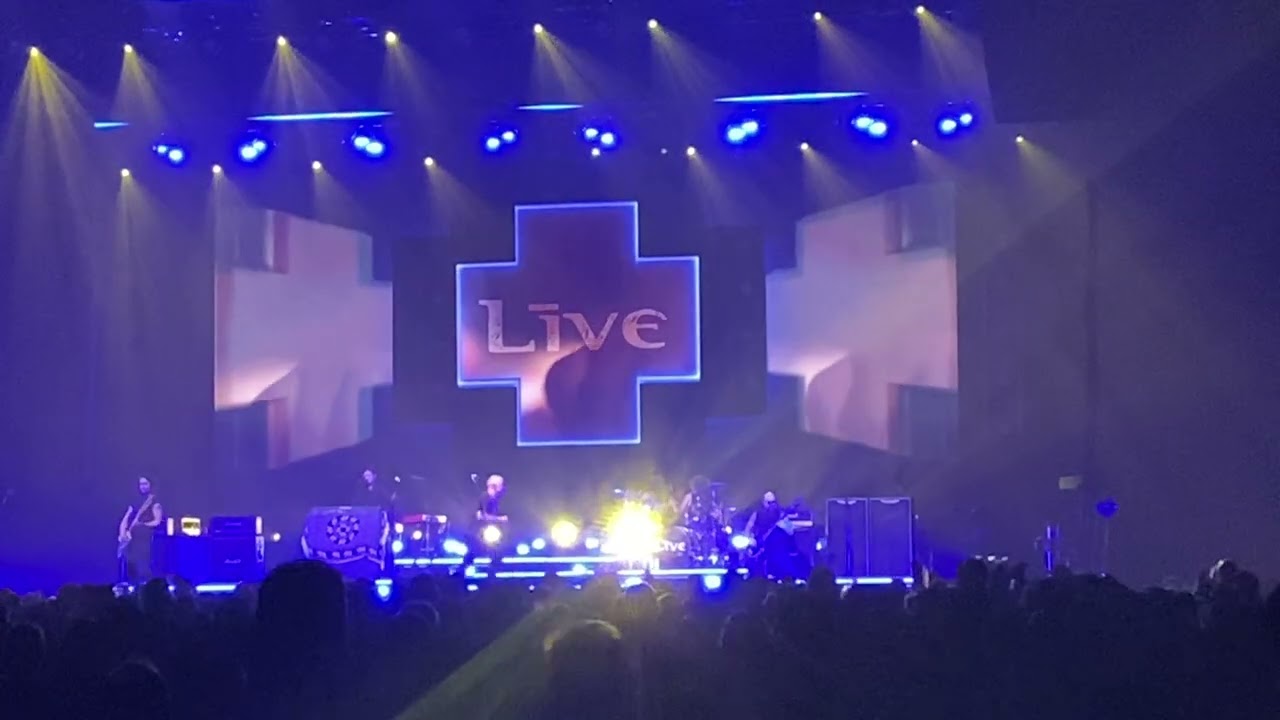LIVE “Lightning Crashes”, TD Centre in Hamilton, Ontario (March 5th, 2026)