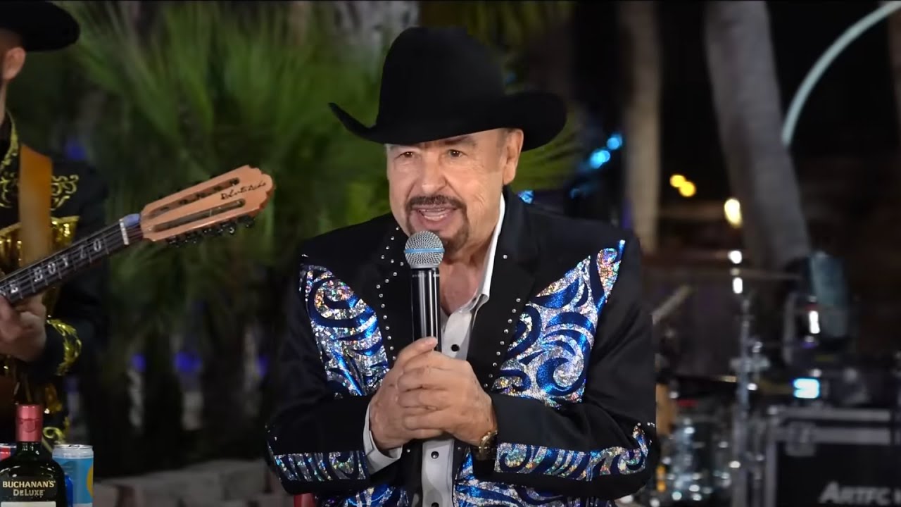 Intrusso De Nuevo Leon x Los Traileros De Norte - Popurrí De Cumbias (En Vivo)